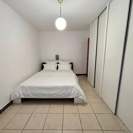 Nyaraló Maison Familiale A 900m De La *