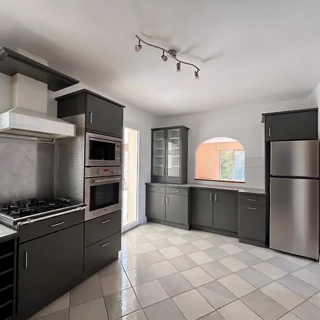 Nyaraló Maison Familiale A 900m De La *