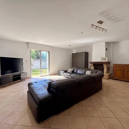 Maison Familiale A 900m De La Nyaraló
